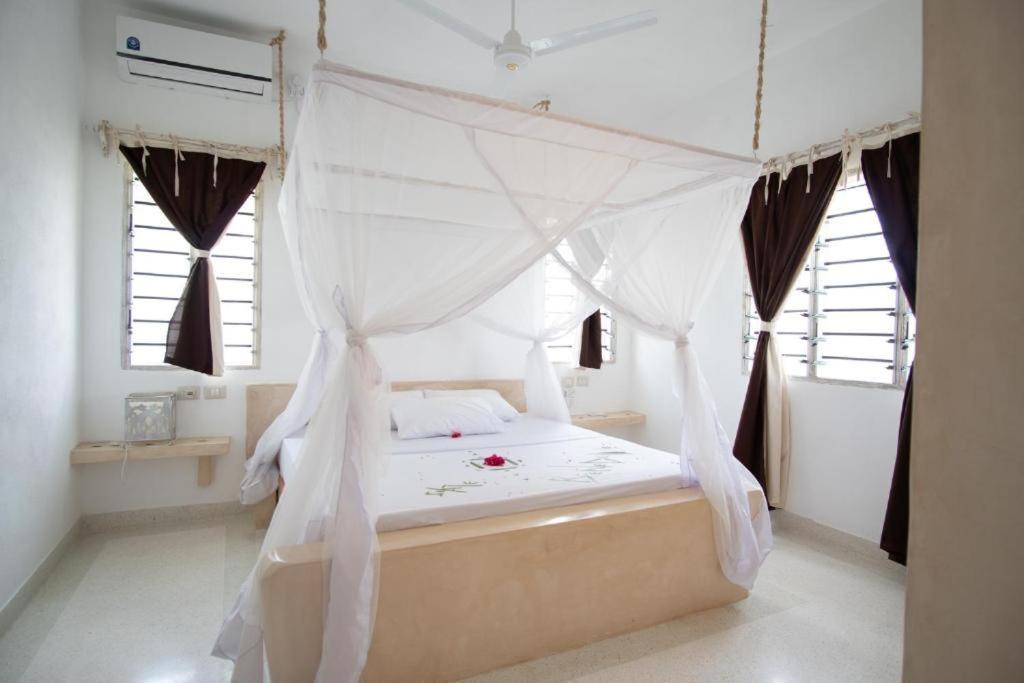 Rafiki Jua Resort Ватаму Экстерьер фото